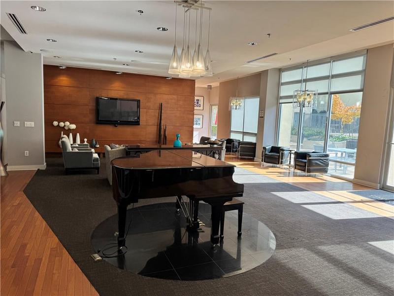 Image for property 711 Cosmopolitan Drive 426, Atlanta, GA 30324