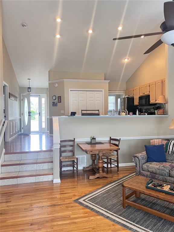 Image for property 18 River Street, Hiawassee, GA 30546