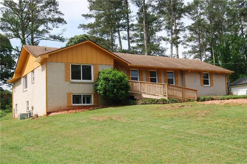 Image for property 1584 Hebron Lane, Riverdale, GA 30296