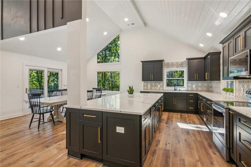 Image for property 626 Petit ridge dr, Big Canoe, GA 30143