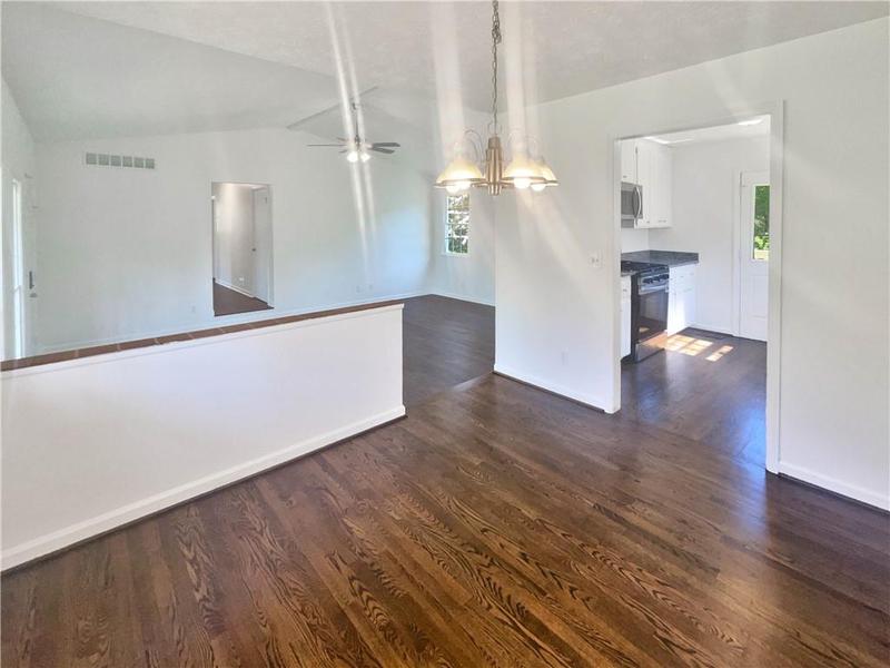 Image for property 294 Farm Ridge Drive, Woodstock, GA 30188