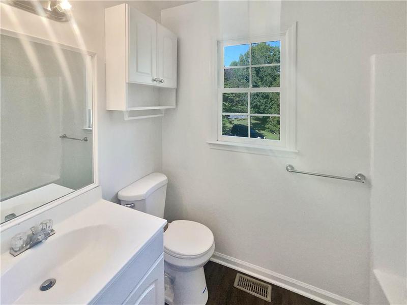 Image for property 294 Farm Ridge Drive, Woodstock, GA 30188