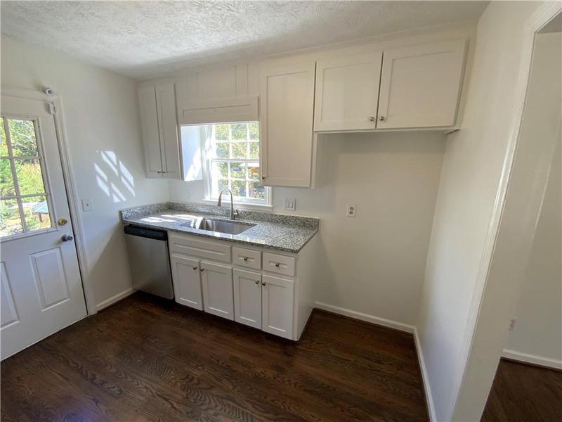 Image for property 294 Farm Ridge Drive, Woodstock, GA 30188