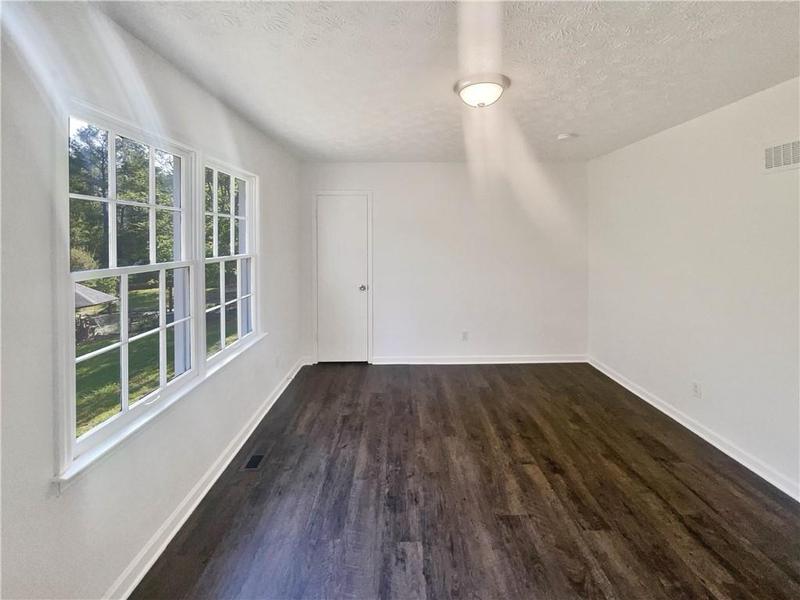 Image for property 294 Farm Ridge Drive, Woodstock, GA 30188