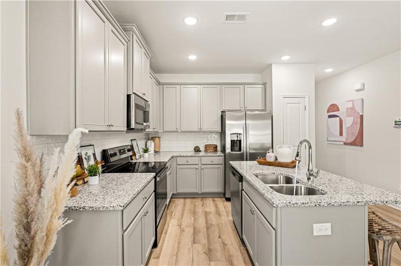 Image for property 346 Regent Park 138, Hoschton, GA 30548