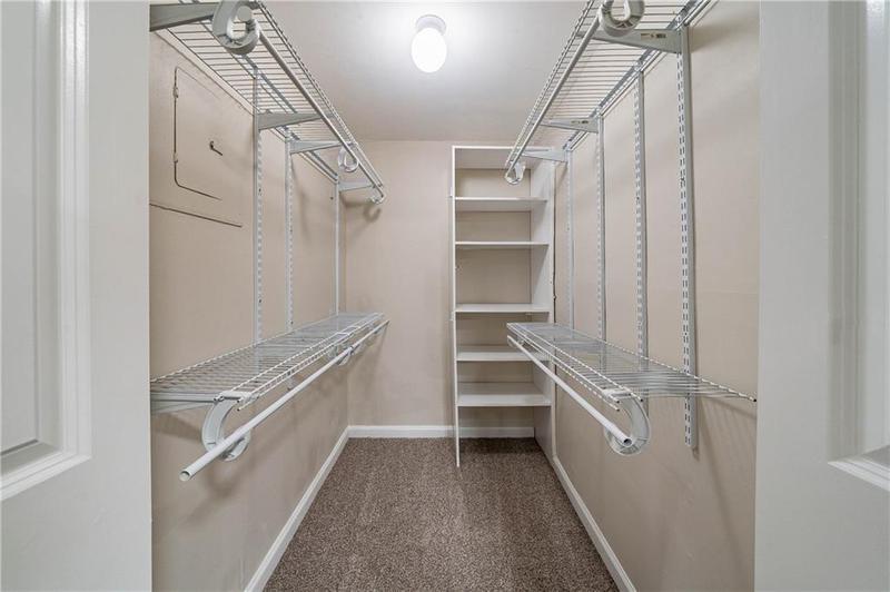 Image for property 3680 Brookcrest Circle, Decatur, GA 30032