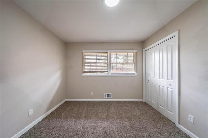 Image for property 3680 Brookcrest Circle, Decatur, GA 30032