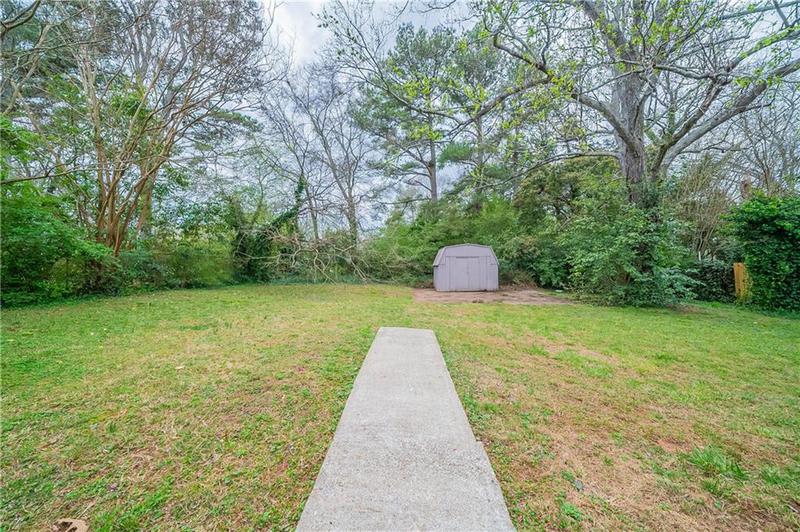 Image for property 3680 Brookcrest Circle, Decatur, GA 30032