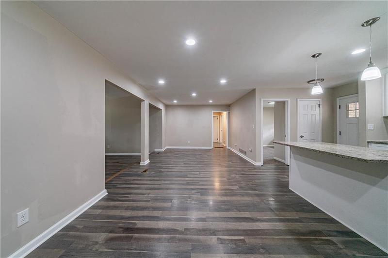 Image for property 3680 Brookcrest Circle, Decatur, GA 30032