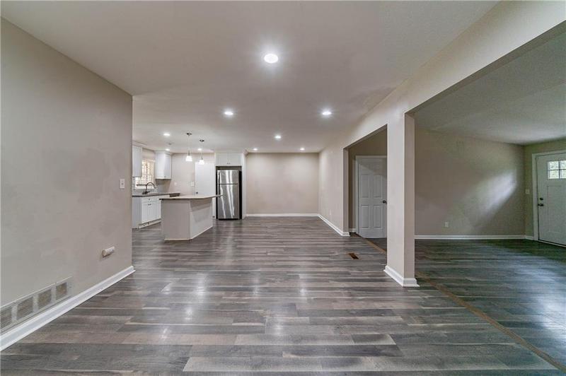 Image for property 3680 Brookcrest Circle, Decatur, GA 30032