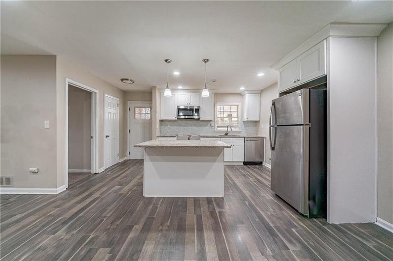 Image for property 3680 Brookcrest Circle, Decatur, GA 30032