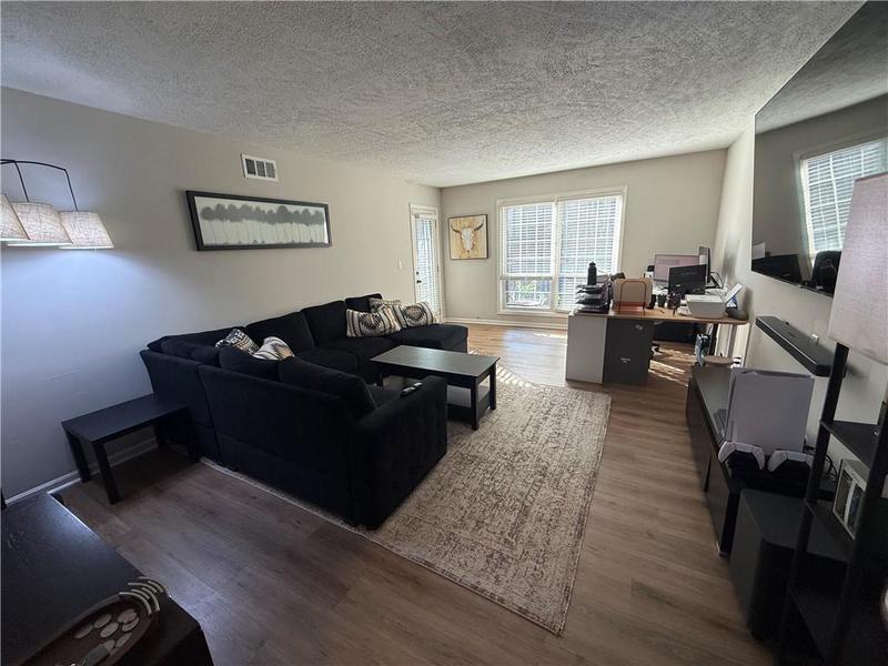 Image for property 6851 Roswell Road B13, Atlanta, GA 30328