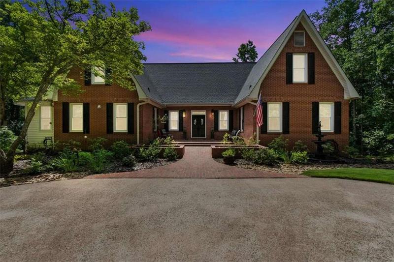 Image for property 200 WATERFORD FALLS Drive, Canton, GA 30114