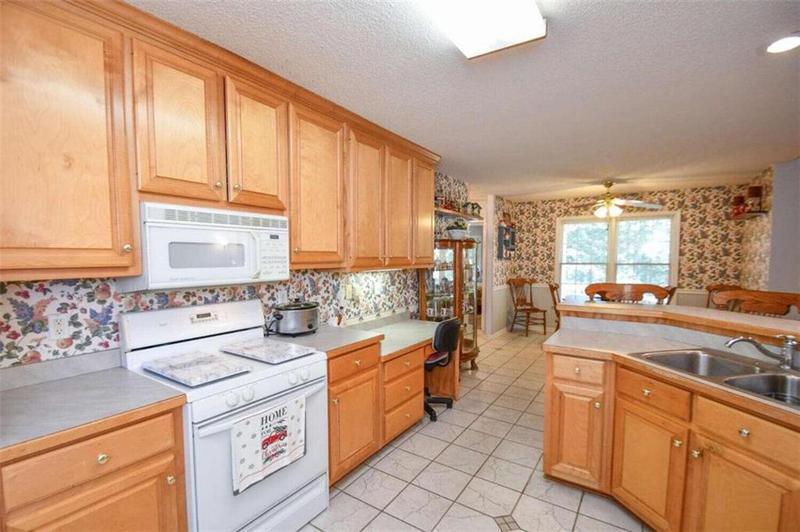 Image for property 4900 Flat Creek Road, Oakwood, GA 30566