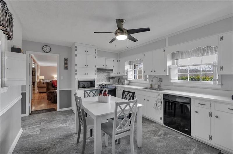 Image for property 383 Valley Grove Road, Cedartown, GA 30125