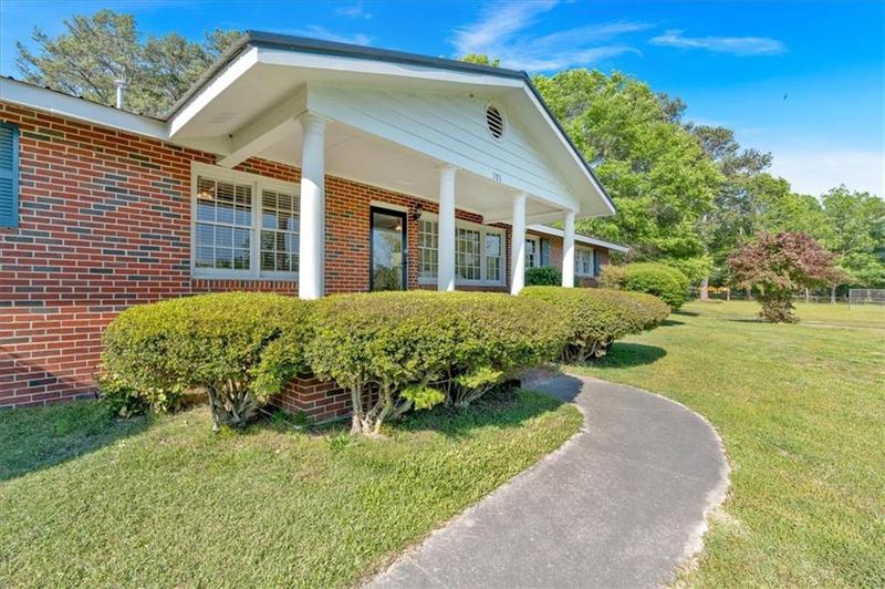 Image for property 383 Valley Grove Road, Cedartown, GA 30125