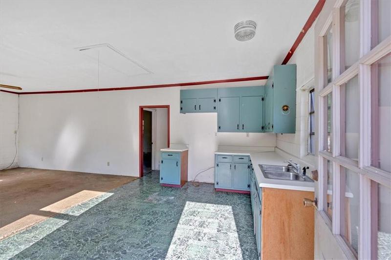 Image for property 383 Valley Grove Road, Cedartown, GA 30125