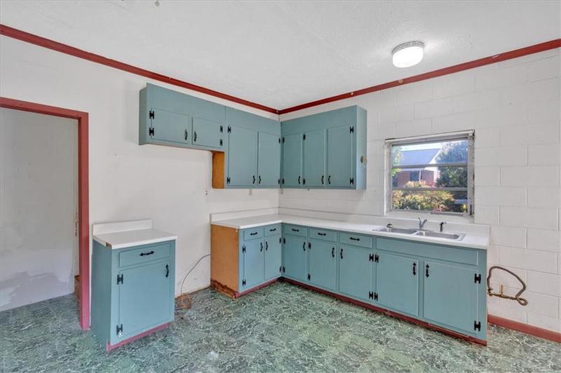 Image for property 383 Valley Grove Road, Cedartown, GA 30125