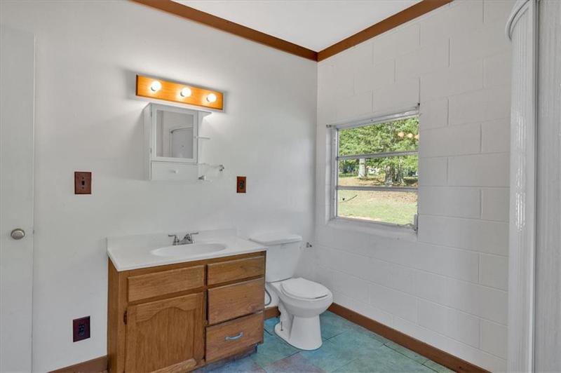 Image for property 383 Valley Grove Road, Cedartown, GA 30125