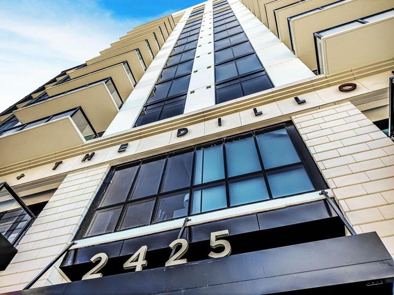 Image for property 2425 Peachtree Road 1802, Atlanta, GA 30305