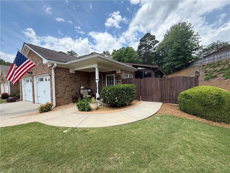 Image for property 112 Countryside Court, Woodstock, GA 30189