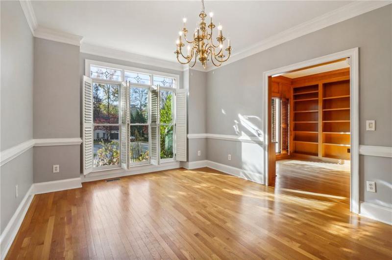 Image for property 230 Wessex Court, Atlanta, GA 30328