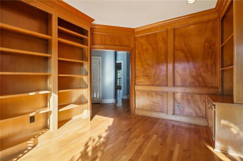 Image for property 230 Wessex Court, Atlanta, GA 30328