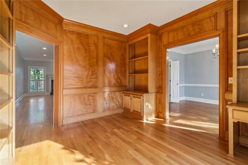 Image for property 230 Wessex Court, Atlanta, GA 30328