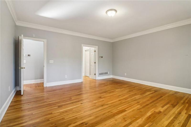 Image for property 230 Wessex Court, Atlanta, GA 30328