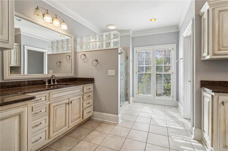 Image for property 230 Wessex Court, Atlanta, GA 30328