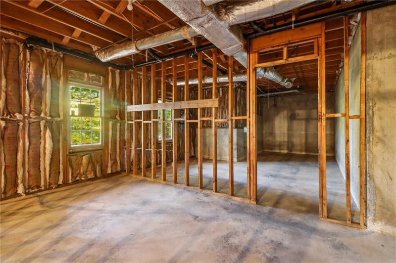 Image for property 230 Wessex Court, Atlanta, GA 30328
