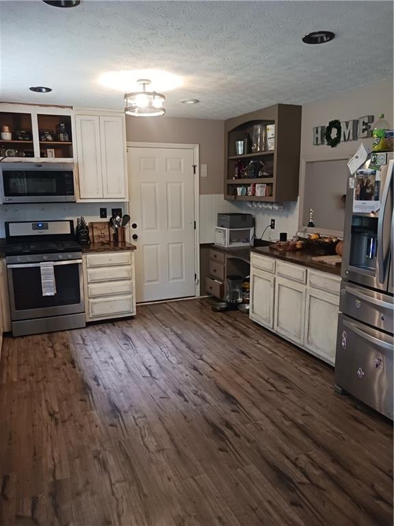 Image for property 147 Sheppard Drive, Newnan, GA 30263