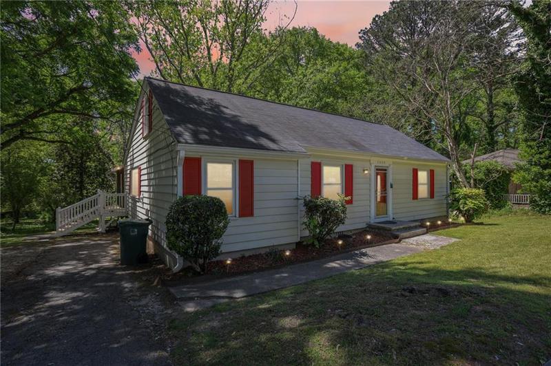 Image for property 2488 Glendale Circle, Smyrna, GA 30080