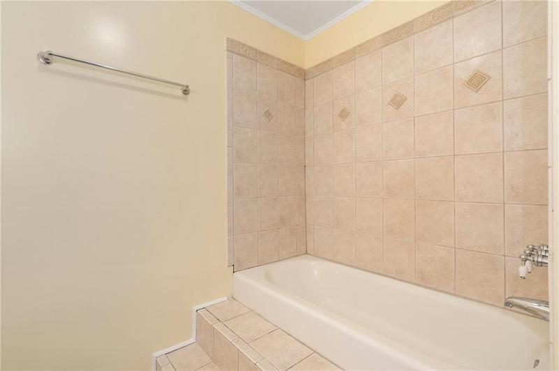 Image for property 3869 Merryweather Trail, Austell, GA 30106