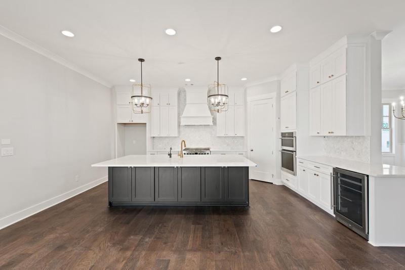 Image for property 4002 Moody Lane, Woodstock, GA 30188