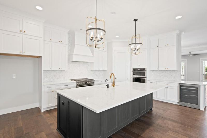 Image for property 4002 Moody Lane, Woodstock, GA 30188