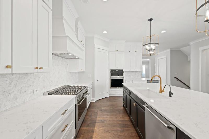 Image for property 4002 Moody Lane, Woodstock, GA 30188