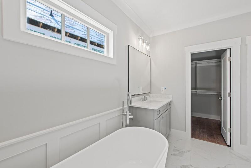 Image for property 4002 Moody Lane, Woodstock, GA 30188