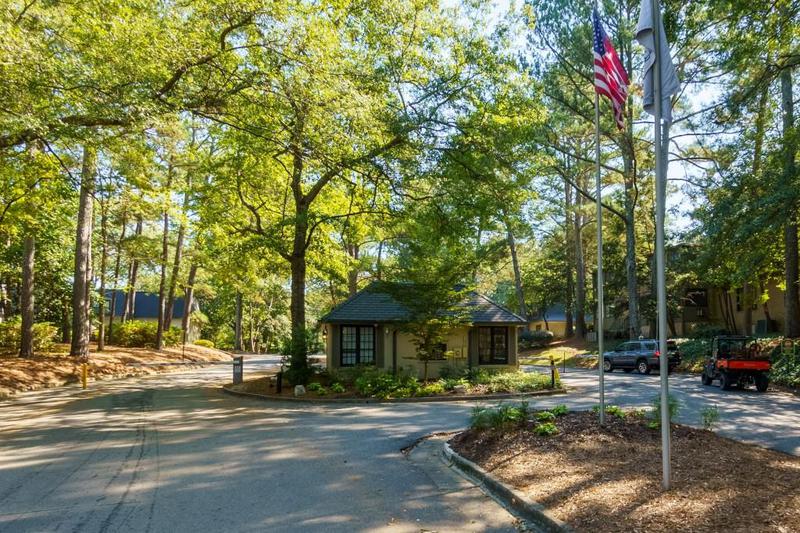 Image for property 80 Adrian Place, Atlanta, GA 30327