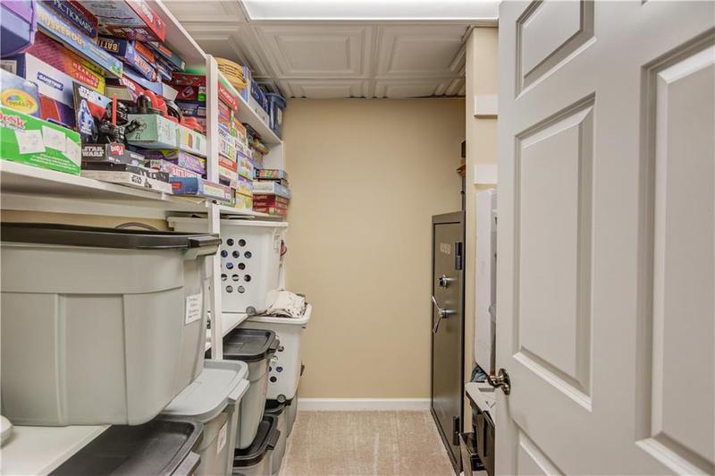 Image for property 623 Old Collins Road, Hoschton, GA 30548