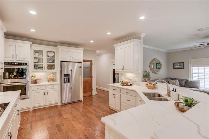 Image for property 623 Old Collins Road, Hoschton, GA 30548