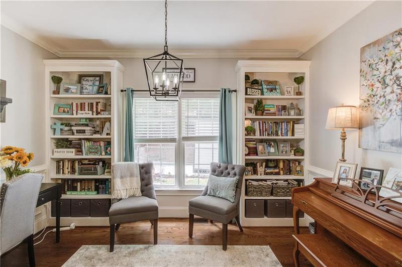 Image for property 623 Old Collins Road, Hoschton, GA 30548