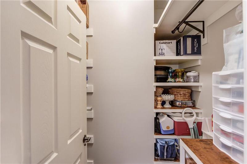 Image for property 623 Old Collins Road, Hoschton, GA 30548
