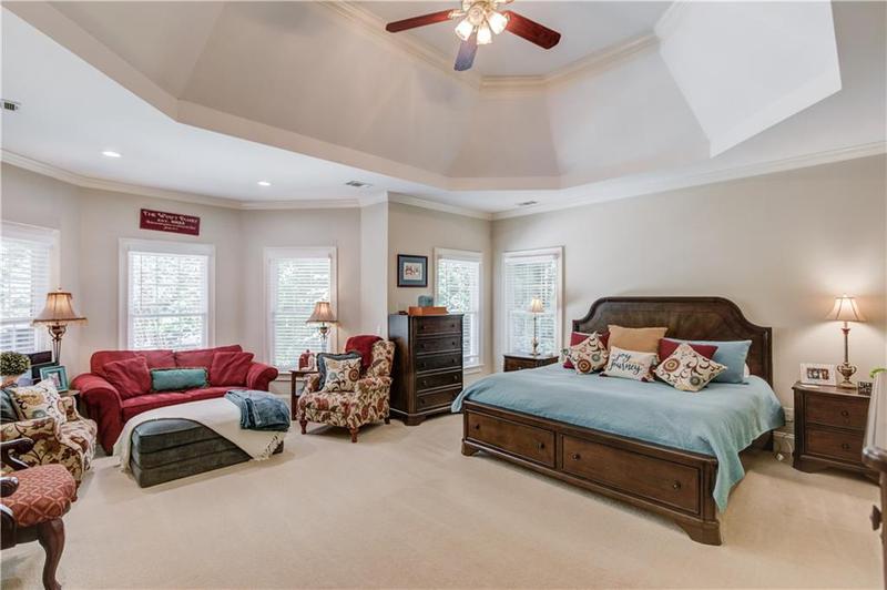Image for property 623 Old Collins Road, Hoschton, GA 30548