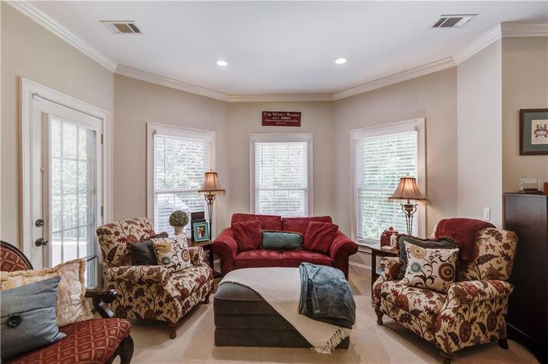 Image for property 623 Old Collins Road, Hoschton, GA 30548