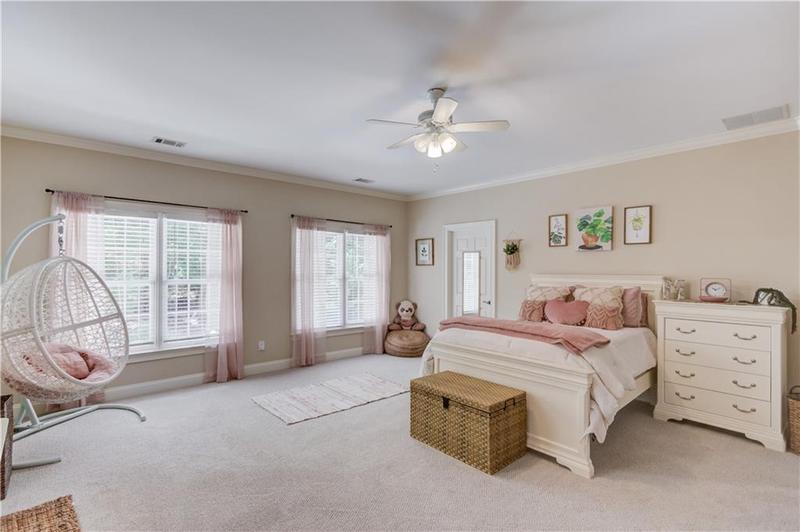 Image for property 623 Old Collins Road, Hoschton, GA 30548