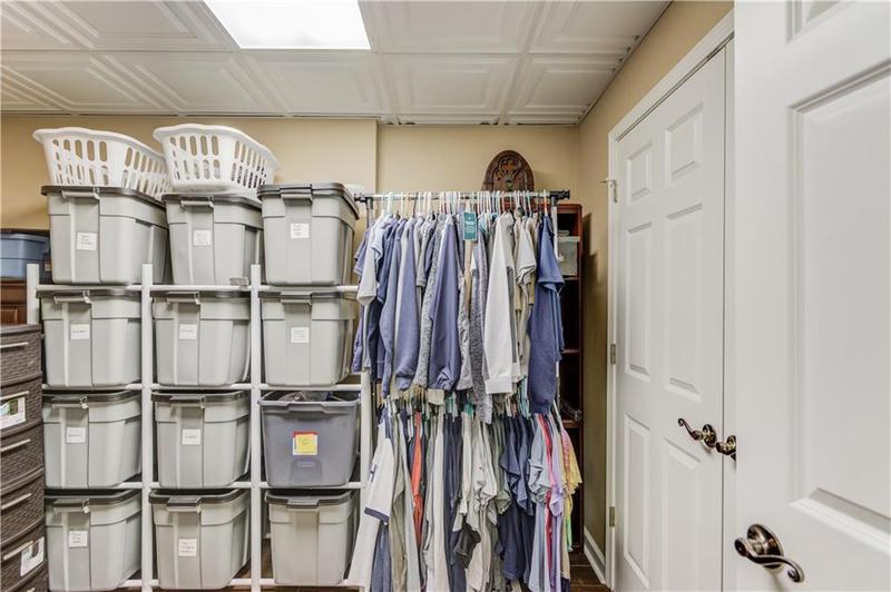 Image for property 623 Old Collins Road, Hoschton, GA 30548