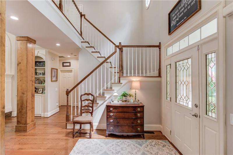 Image for property 623 Old Collins Road, Hoschton, GA 30548