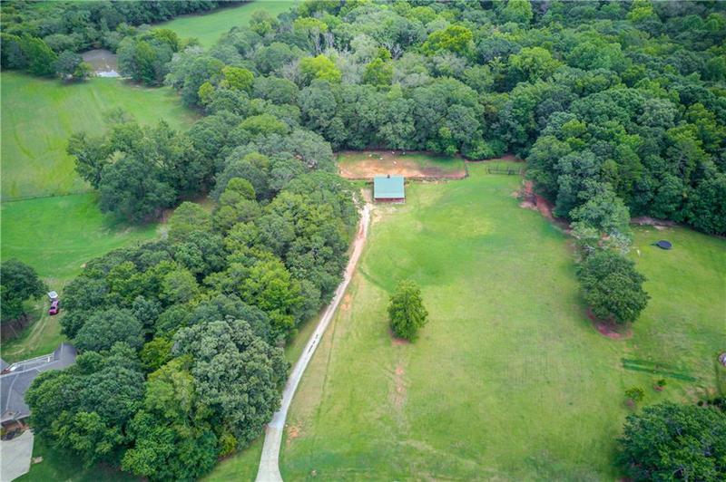 Image for property 623 Old Collins Road, Hoschton, GA 30548
