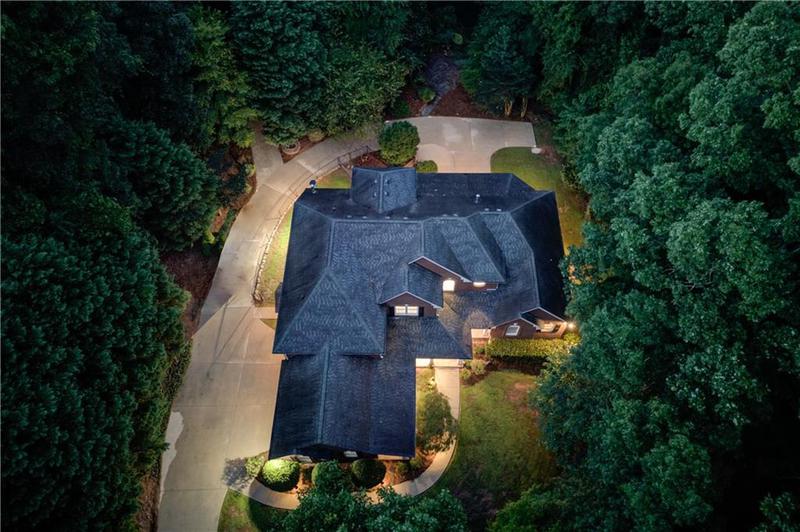 Image for property 623 Old Collins Road, Hoschton, GA 30548